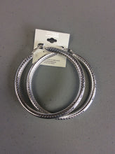Load image into Gallery viewer, Fashion Hoop Earrings