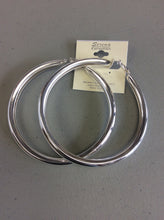 Load image into Gallery viewer, Fashion Hoop Earrings